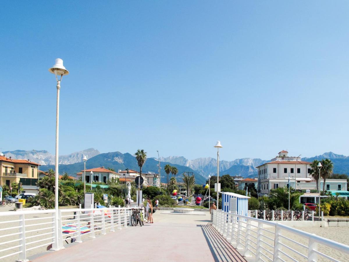 Apartment Ilaria 2 By Interhome Marina di Massa Luaran gambar