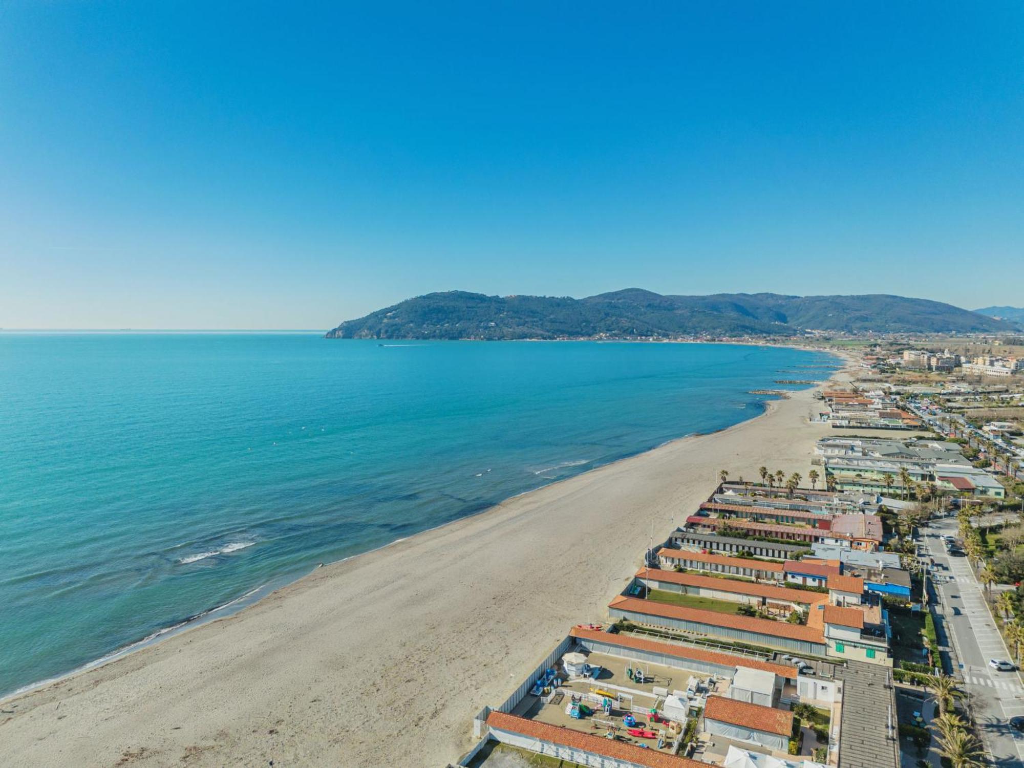 Apartment Ilaria 2 By Interhome Marina di Massa Luaran gambar